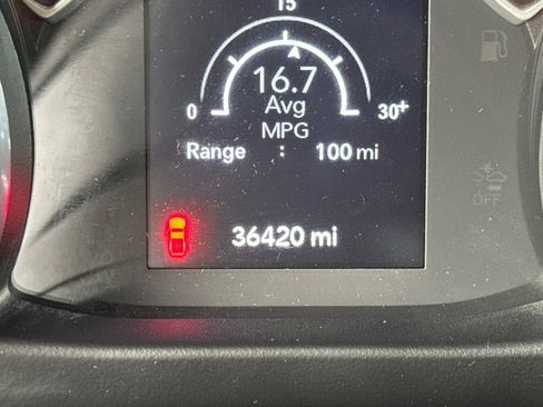 Used 2023 Jeep Gladiator Sport image 23