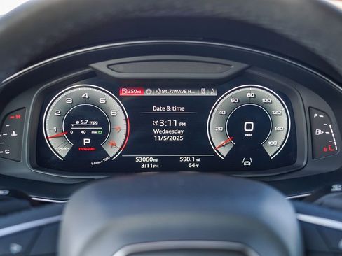 Used 2024 Audi Q7 3.0T Premium Plus image 25