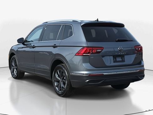 Used 2023 Volkswagen Tiguan SE image 7