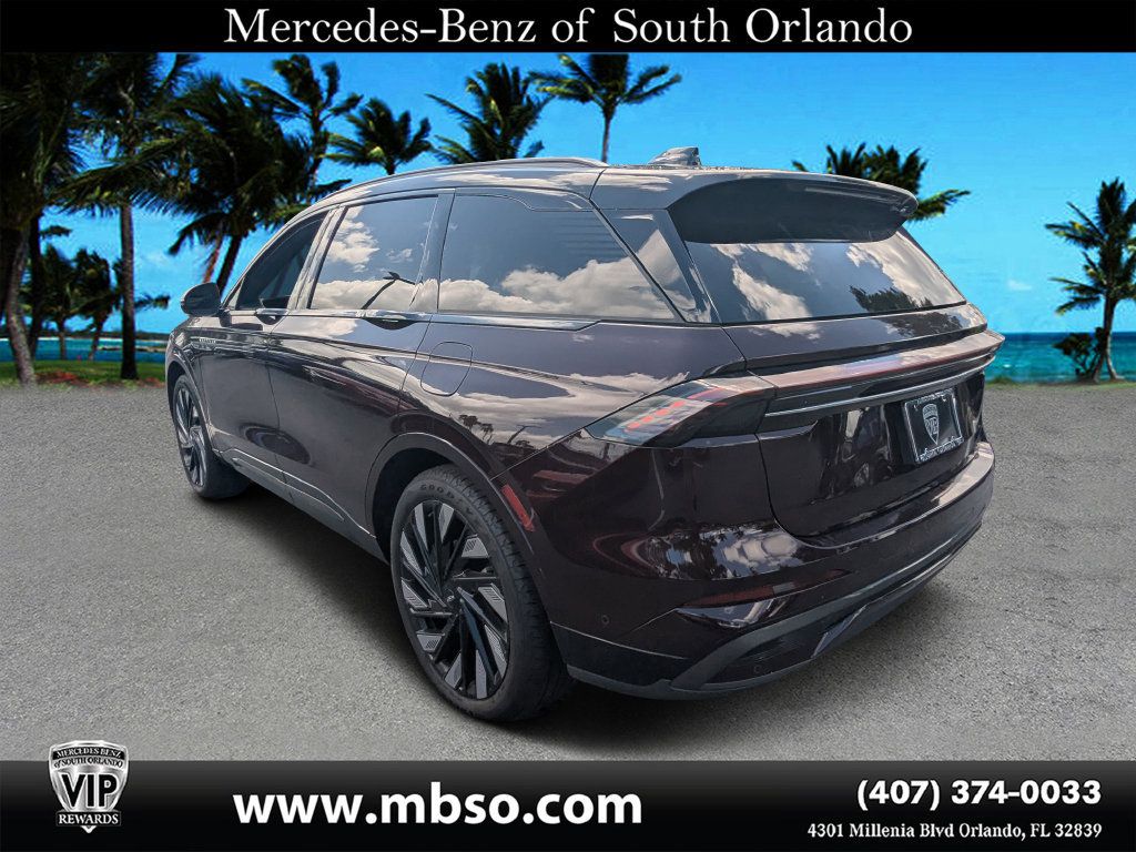 Used 2024 Lincoln Nautilus Reserve w/ Equipment Group 202A AWD/4WD image 19