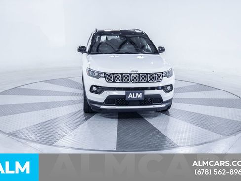 Used 2025 Jeep Compass Limited AWD/4WD image 15