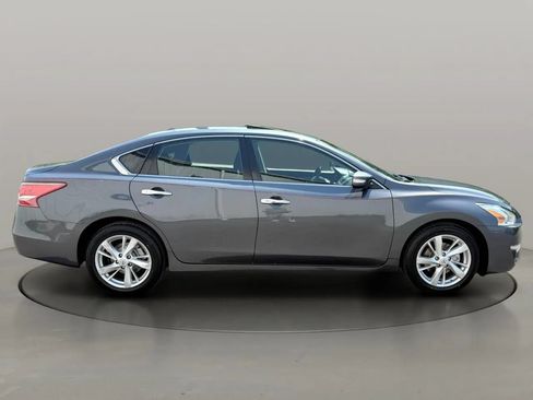 Used 2013 Nissan Altima 2.5 SV w/ 2.5SV Convenience Pkg FWD image 8