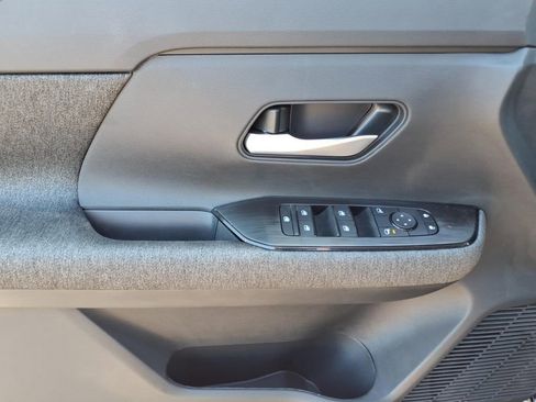 New 2026 Nissan Kicks SV w/ Charging Package FWD image 14