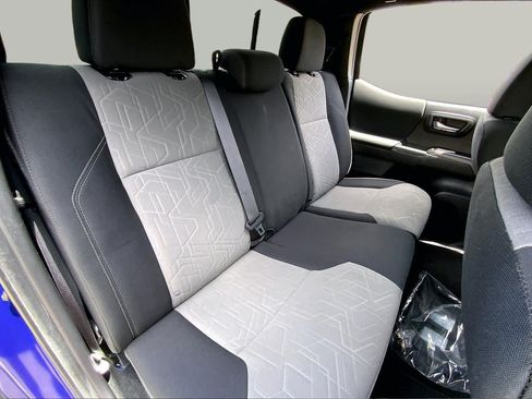 Used 2023 Toyota Tacoma TRD Sport w/ Advanced Technology Package AWD/4WD image 19
