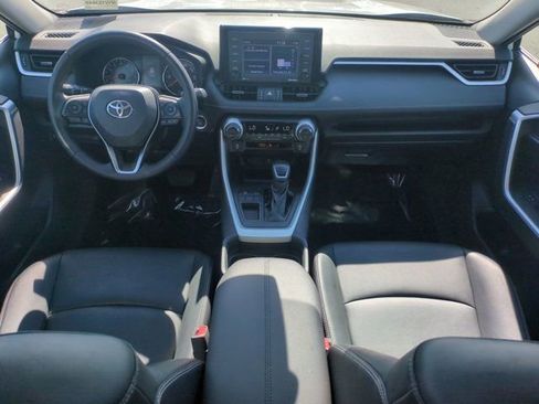 Used 2021 Toyota RAV4 XLE Premium image 26