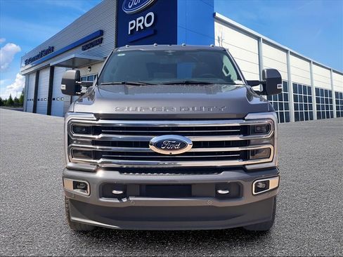 Used 2023 Ford F250 Limited w/ FX4 Off-Road Package AWD/4WD image 27