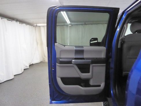 Used 2017 Ford F150 XLT w/ Equipment Group 302A Luxury image 28