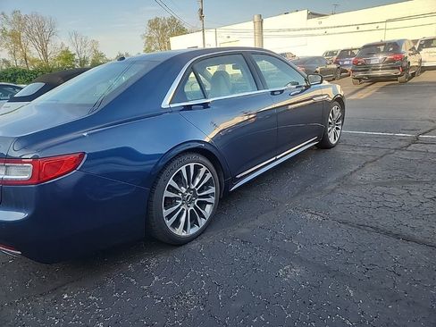Used 2017 Lincoln Continental Reserve w/ Climate Package image 6