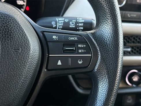 Used 2023 Honda HR-V LX image 27