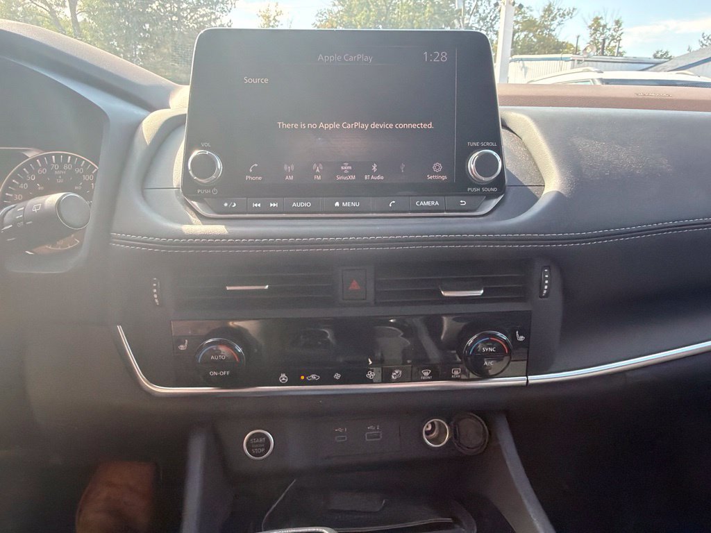 Used 2021 Nissan Rogue S FWD image 21
