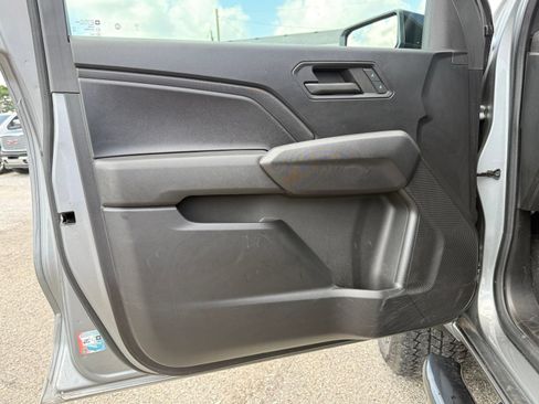 Used 2023 Chevrolet Colorado Trail Boss w/ Technology Package AWD/4WD image 12