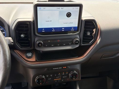 Used 2022 Ford Bronco Sport Outer Banks w/ Tech Package AWD/4WD image 18