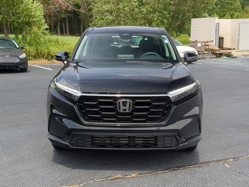 Used 2023 Honda CR-V LX image 3