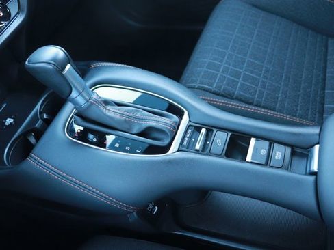 Certified 2026 Honda HR-V Sport image 18