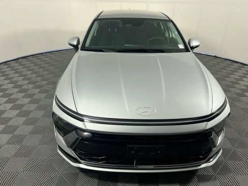 Used 2024 Hyundai Sonata SEL FWD image 8