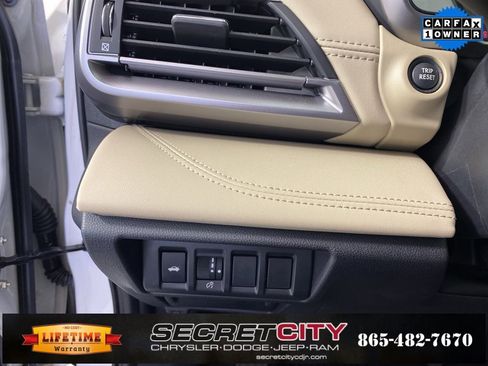 Used 2025 Subaru Legacy Limited w/ Popular Package #3 image 14