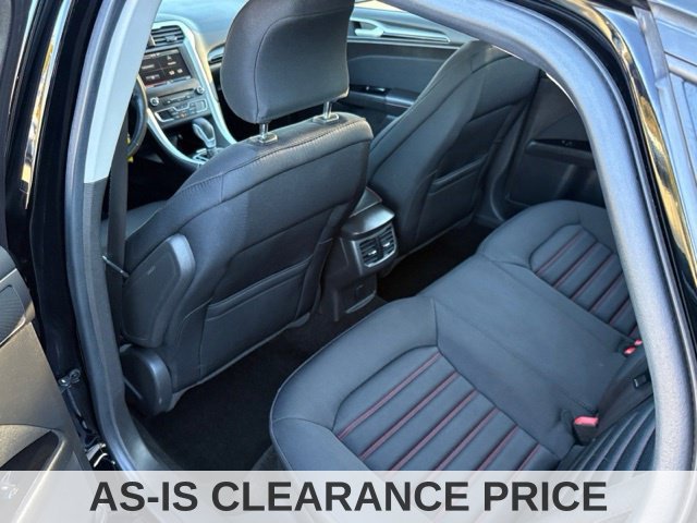 Used 2016 Ford Fusion SE AWD/4WD image 38