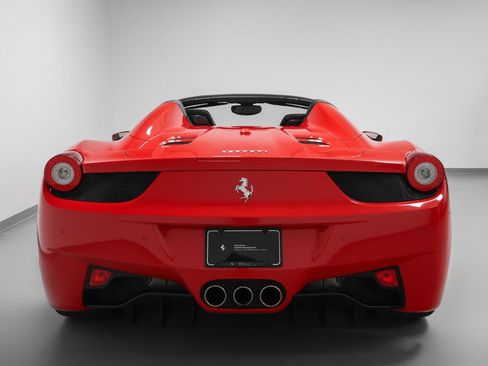 Certified 2014 Ferrari 458 Spider RWD image 35