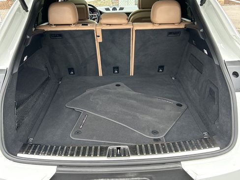 Used 2021 Porsche Cayenne Coupe image 17