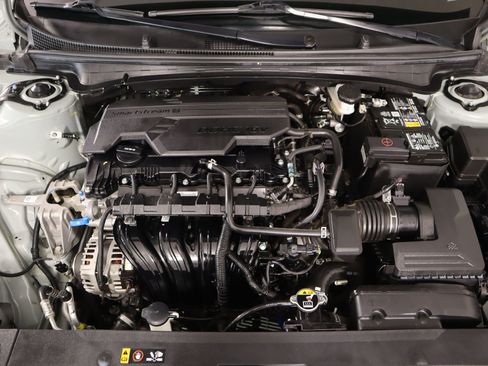 Used 2025 Kia K4 LXS image 18