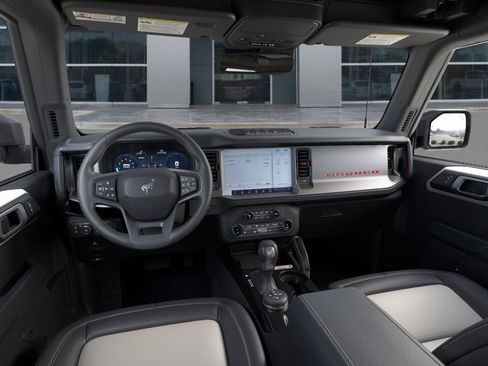 New 2026 Ford Bronco Outer Banks AWD/4WD image 11