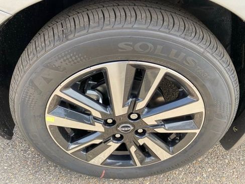 New 2025 Nissan Versa SV image 22