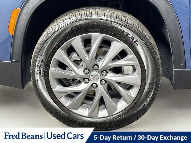 Used 2025 Buick Enclave Preferred FWD image 39