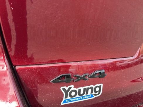 Used 2025 Jeep Grand Cherokee L Altitude image 10