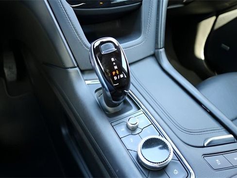 Used 2021 Cadillac XT5 Premium Luxury image 25