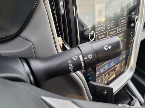 Certified 2025 Subaru Legacy Premium image 29