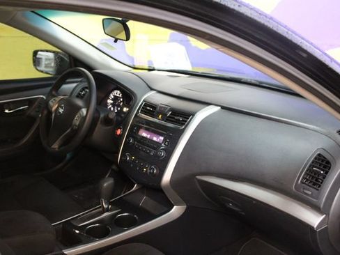 Used 2015 Nissan Altima 2.5 FWD image 12