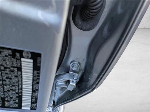 Used 2022 Toyota Camry SE image 24