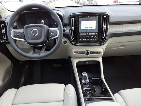 New 2026 Volvo XC40 B5 Plus w/ Protection Package Premier image 9