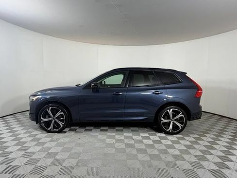 Used 2023 Volvo XC60 B6 Ultimate w/ Protection Package Premier AWD/4WD image 4
