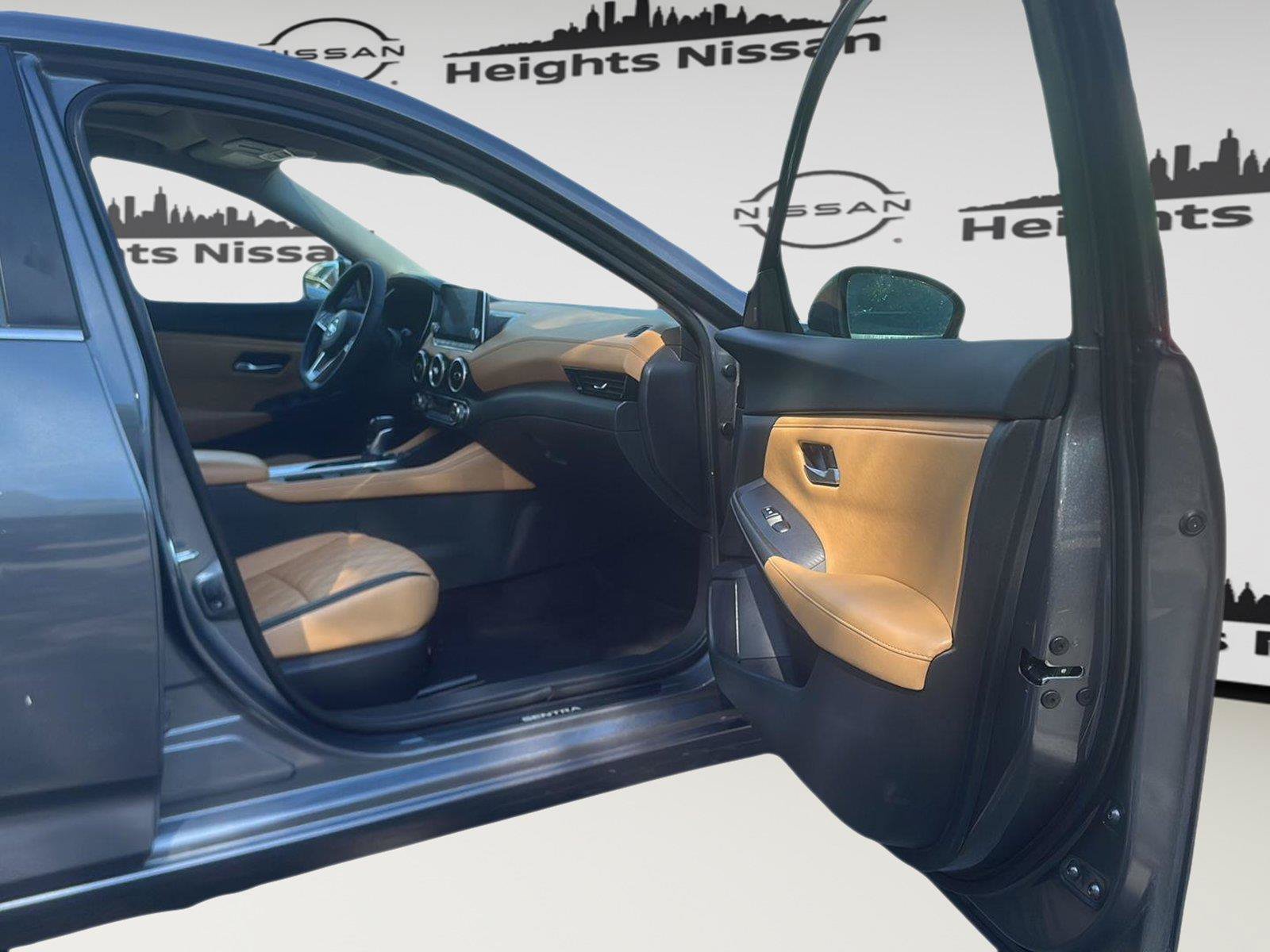 Used 2021 Nissan Sentra SV w/ SV Premium Package FWD image 18