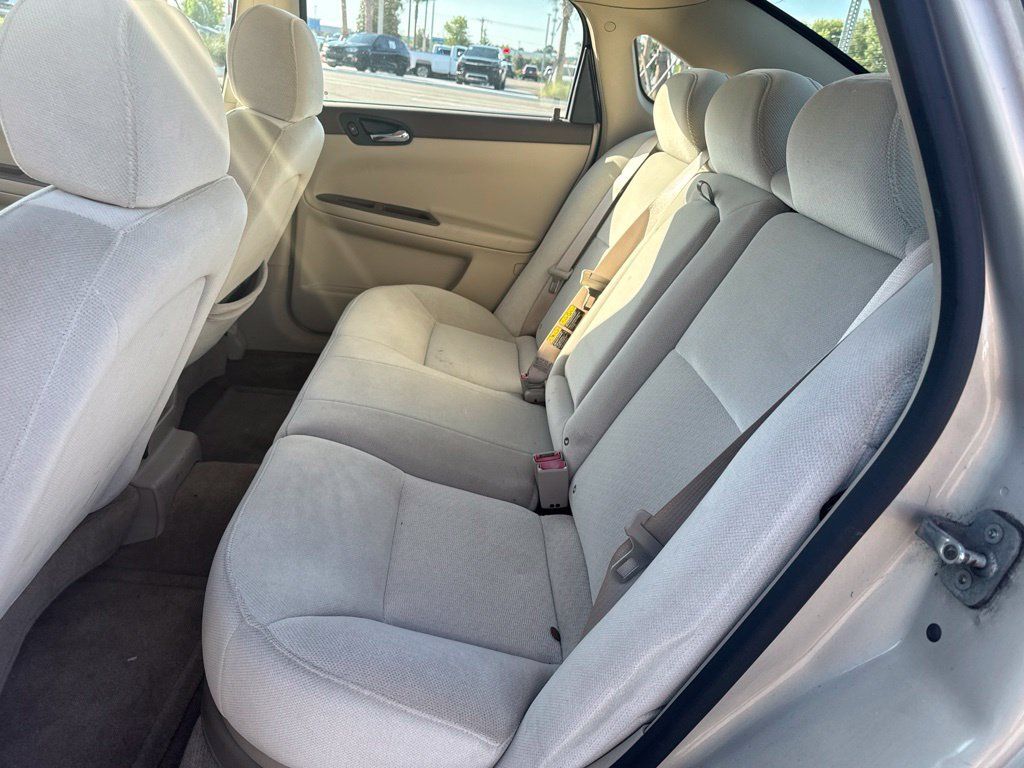 Used 2008 Chevrolet Impala LT FWD image 13