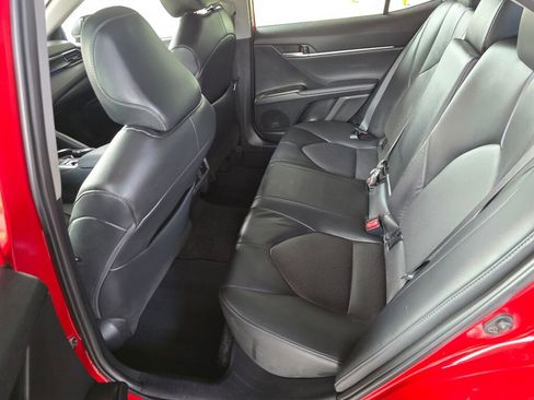 Used 2024 Toyota Camry XLE w/ Cold Weather Package FWD image 18