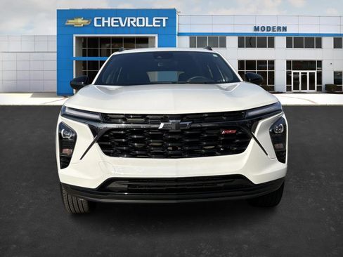 Certified 2025 Chevrolet Trax RS w/ Driver Confidence Package image 7