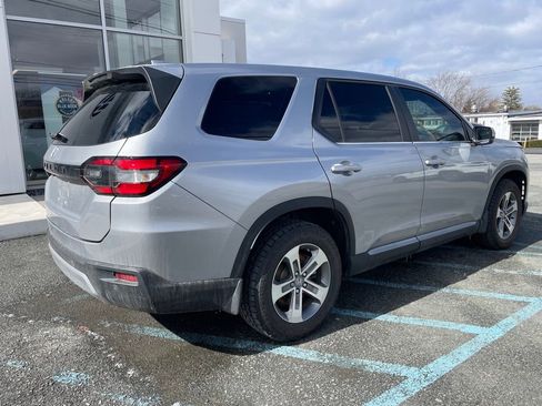 Used 2023 Honda Pilot EX-L image 8