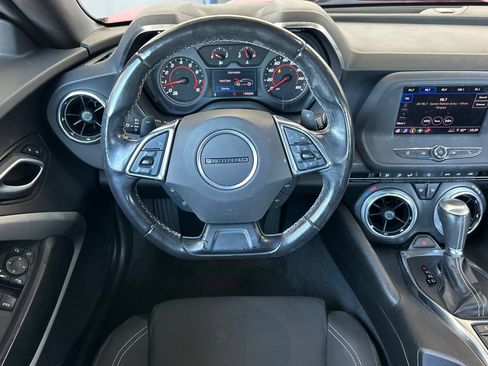Used 2023 Chevrolet Camaro LT RWD image 17