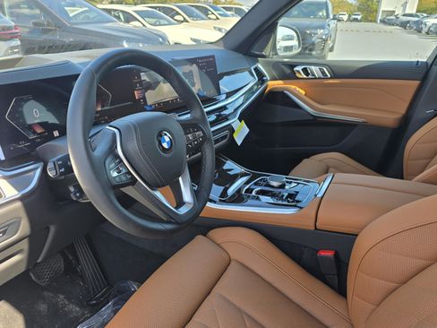 New 2026 BMW X5 xDrive40i w/ Premium Package image 15