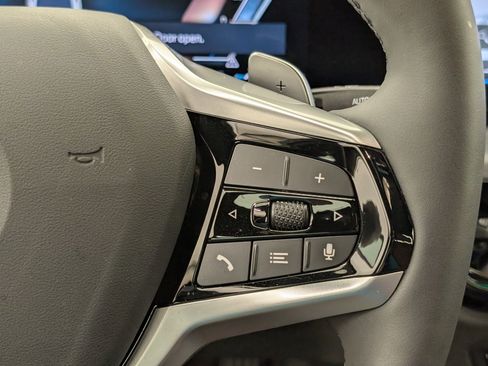 New 2025 BMW 330i Sedan w/ Convenience Package image 22