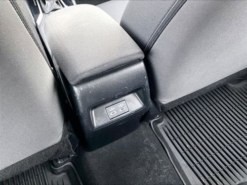 Used 2024 Toyota Corolla LE image 27