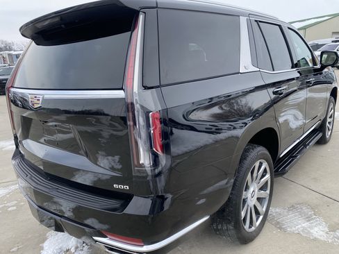 Used 2024 Cadillac Escalade Premium Luxury Platinum image 10