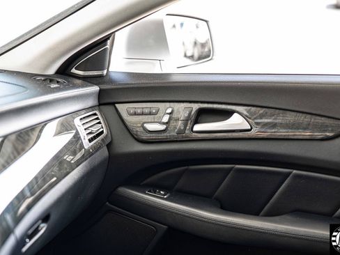 Used 2015 Mercedes-Benz CLS 400 4MATIC image 15