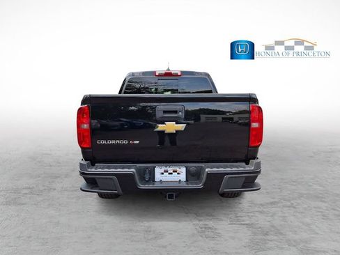 Used 2018 Chevrolet Colorado Z71 AWD/4WD image 5