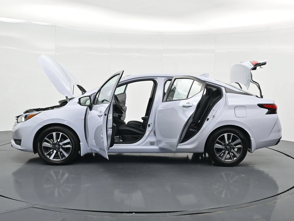 Used 2024 Nissan Versa SV w/ Trunk Package FWD image 18