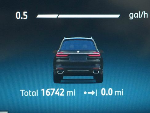 Certified 2025 BMW X7 xDrive40i image 22