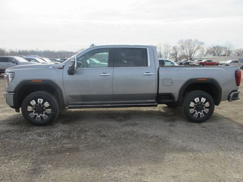 New 2026 GMC Sierra 2500 Denali image 10