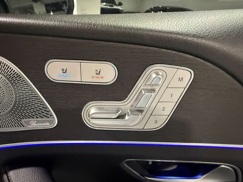 Used 2020 Mercedes-Benz GLS 450 4MATIC image 39